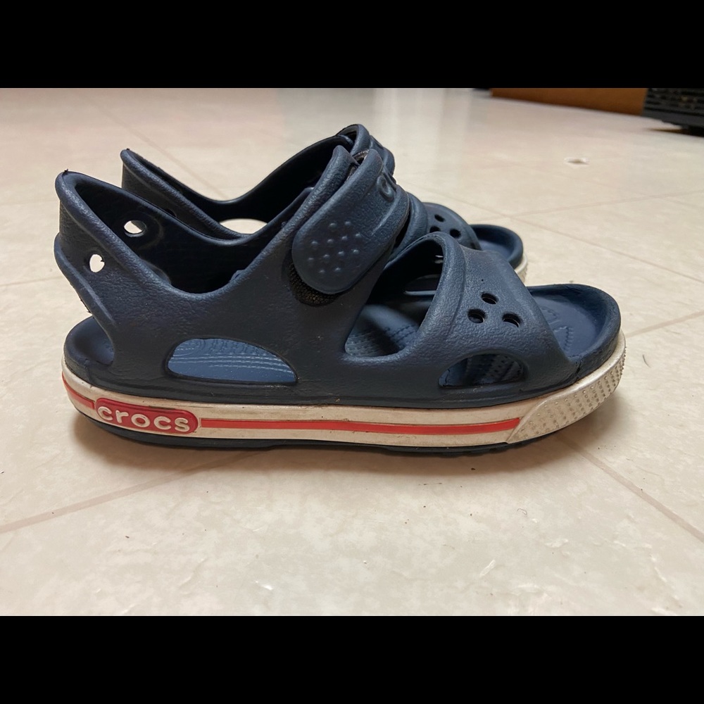 Toddler Crocs Size 10